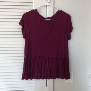 Red/purple ruffle bottom top